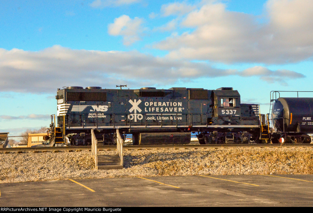 NS GP38-2 Operation Life Saver Locomotive